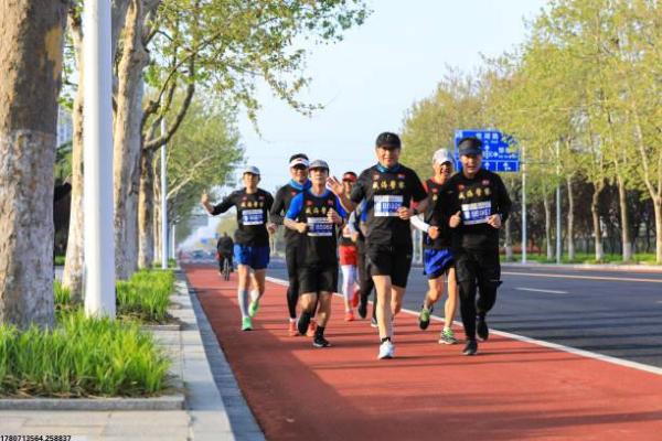 武汉儿童游泳培训课程的内容与安全管理(图1)